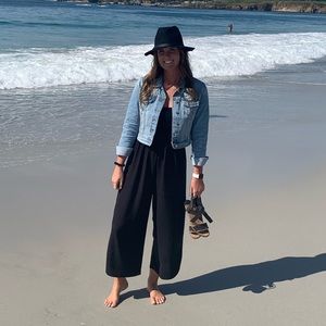 Sleeveless black romper